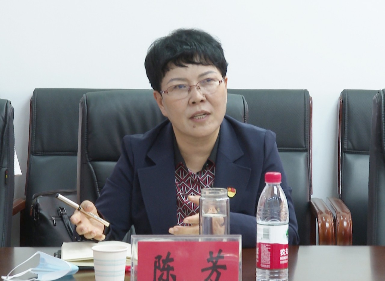 7月6日,师市党委副书记,师长,市长陈芳与前来师市考察调研的湖南新疆