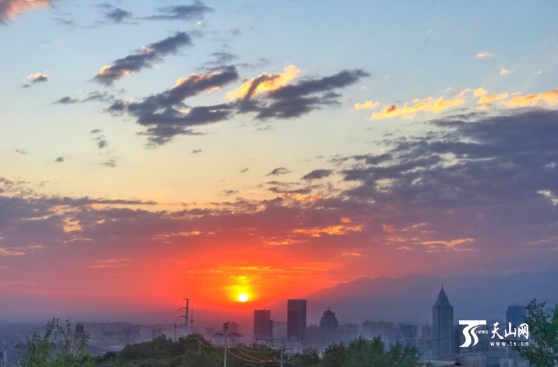 中伏最后一天 昌吉州,哈密市等地有35℃以上的高温天气