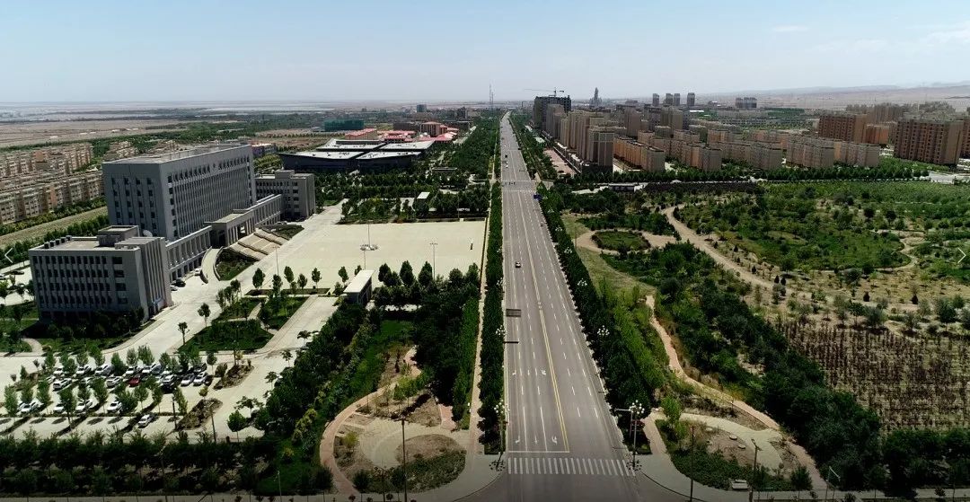 昆玉市环境航拍图.