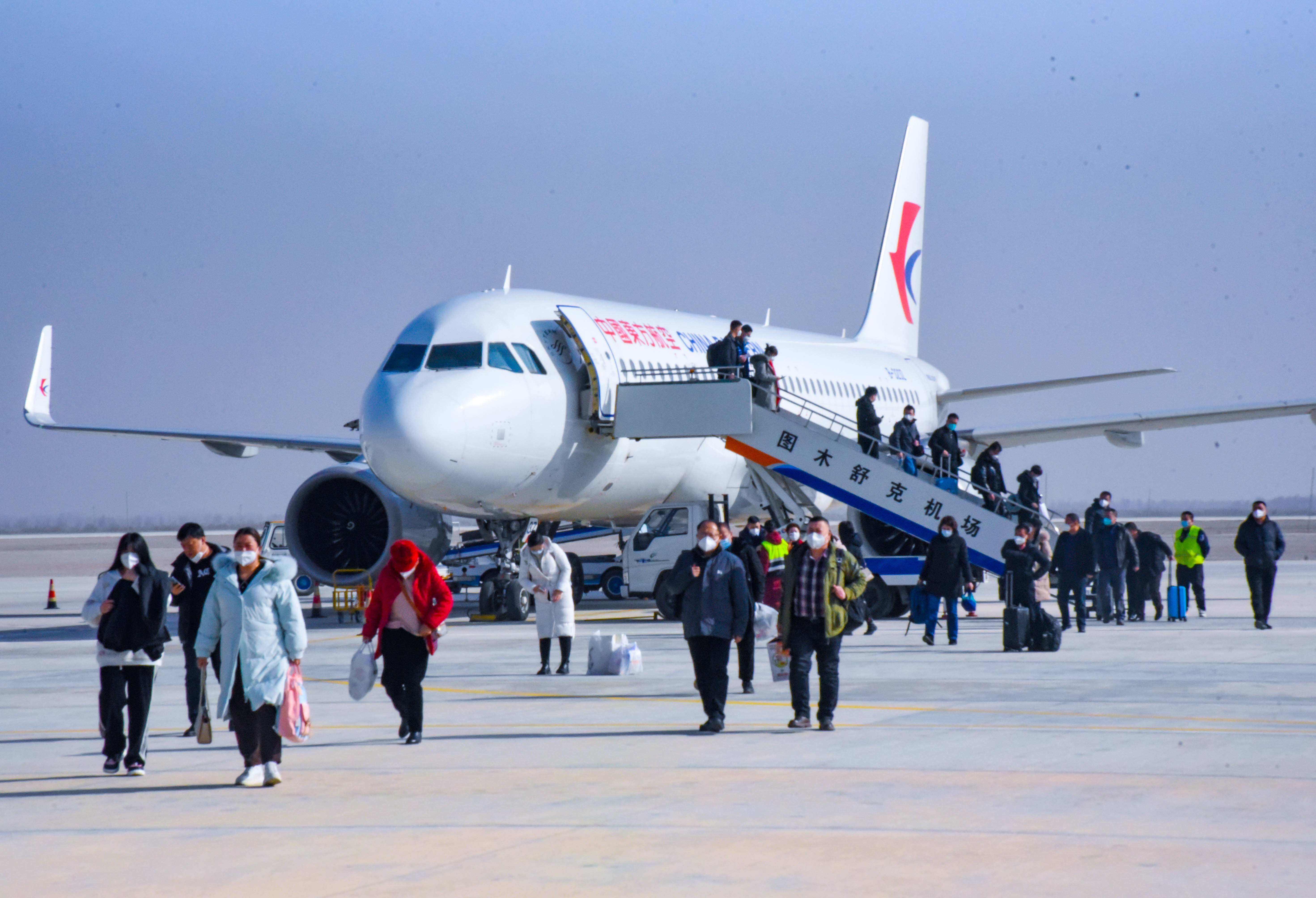 新疆克州机场图片